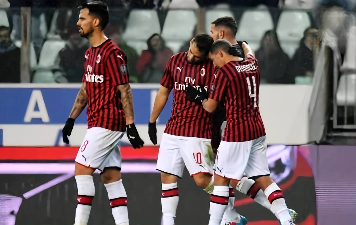 德转33岁+球员身价前10：萨拉赫4500万第1，梅西第7，C罗第9