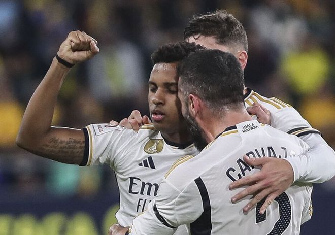 半场战报：博洛尼亚1-2克雷莫内塞，奥尔索利尼点射，瓦尔迪、帕耶罗破门