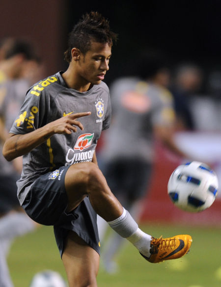 帅白龙罗超连KO四将，勇夺全国自由搏击75公斤级冠军！