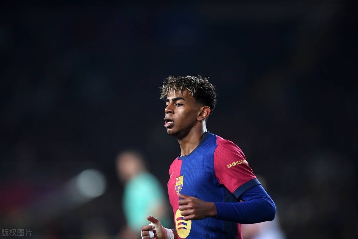 踢球者：巴斯克斯背伤恢复缓慢，理想情况下月底可以复出